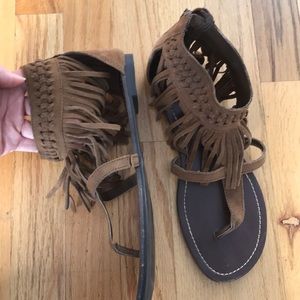 Minnetonka Fringe Thong Sandals w/ ankle cuff